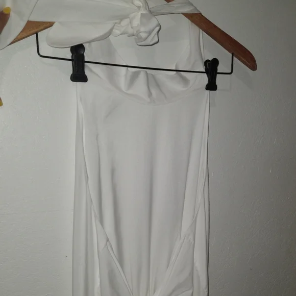 NWT VINCE White Backless Halter Dress - Picture 8 of 11